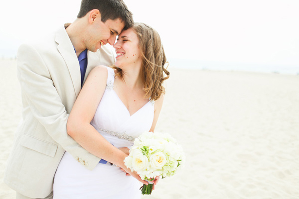 kristen-and-codys-beachfront-nuptials