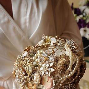 non-traditional-wedding-bouquets34