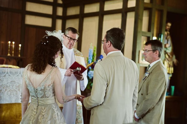 oregon-restaurant-wedding