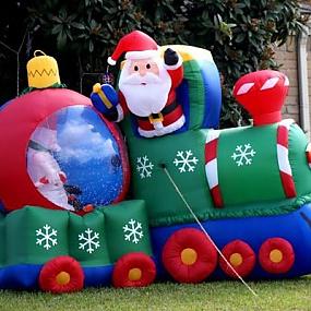 outdoor-inflatable-decorations-for-the-christmas-season2