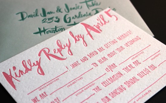 oversize-map-destination-wedding-invitations