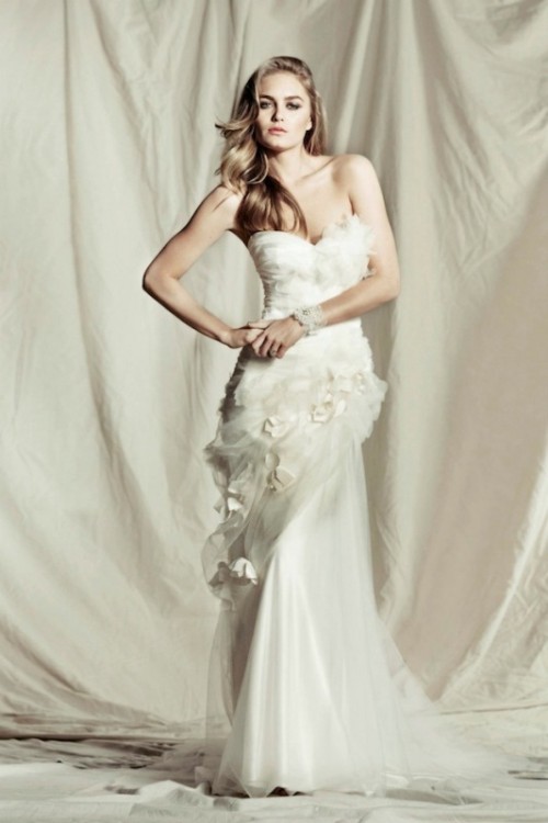 pallas-coutures-stunning-destinne-wedding-dress-collection