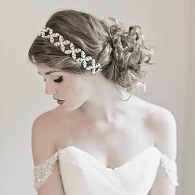 romantic-bridal-accessories-inspired-by-pride-and-prejudice-17