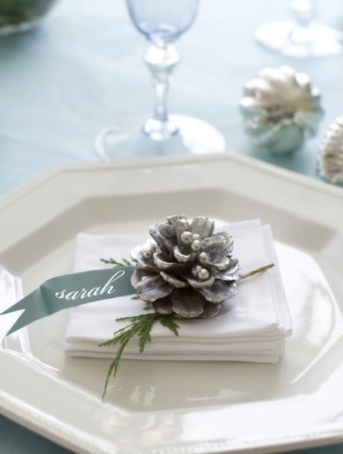 silver-and-white-winter-wedding-inspiration