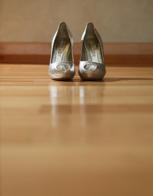 silver-and-white-winter-wedding-inspiration