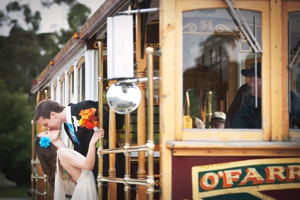 small-garden-wedding-prairie-and-andis