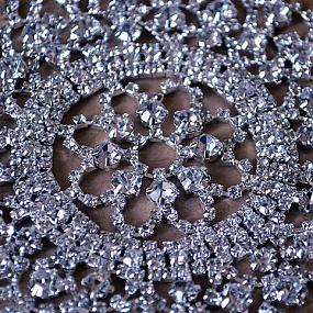 stunning-diy-rhinestone-bracelet-3