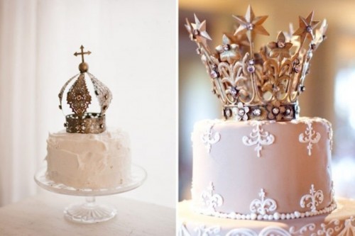 the-newest-wedding-trend-crown-cake-toppers