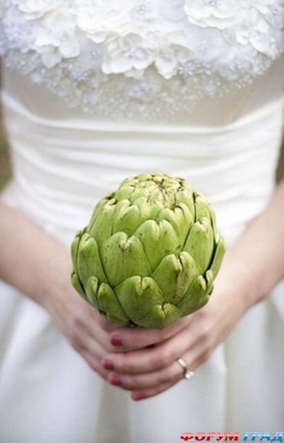 the-newest-wedding-trend-vegetable-bouquets