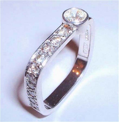 unusual-and-exciting-wedding-rings3