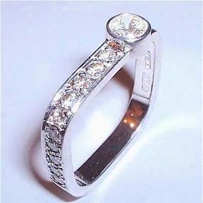 unusual-and-exciting-wedding-rings3