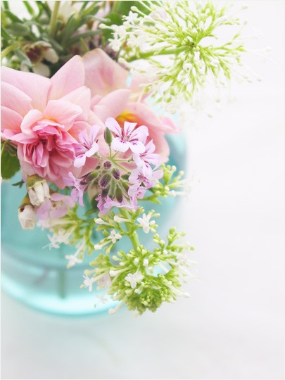 vintage-bottles-as-flower-vases