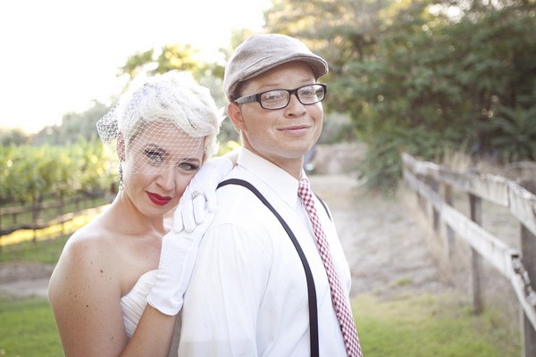 vintage-glam-barn-wedding