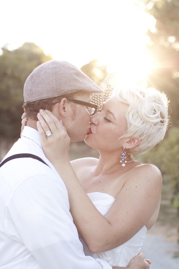 vintage-glam-barn-wedding