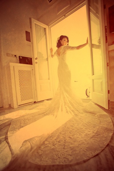 vivienne-and-wylies-intimate-destination-wedding-in-greece