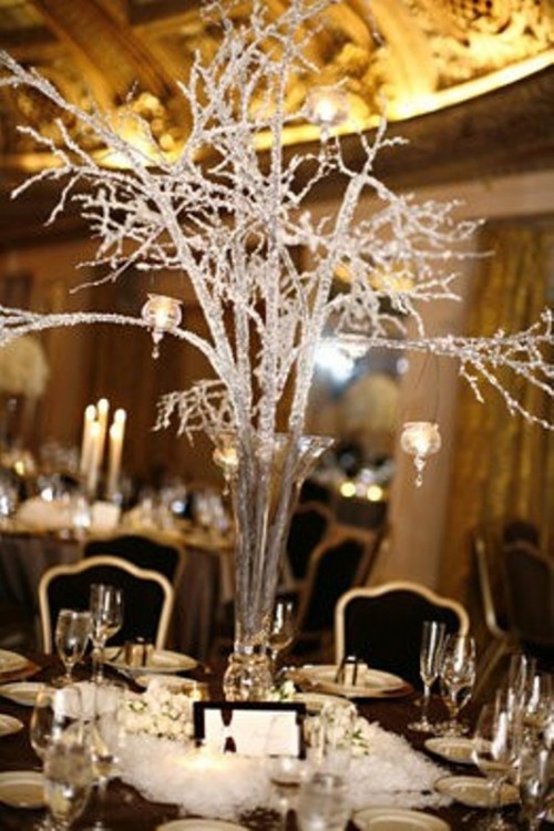 winter-wedding-centerpieces
