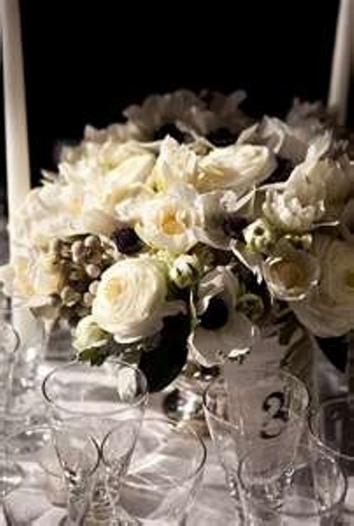 winter-wedding-centerpieces