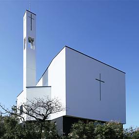the curve of the church on the island of jeju-01