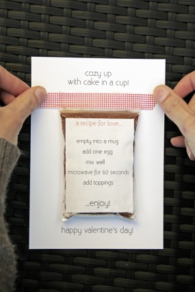 cake-in-a-cup-diy-valentines-04