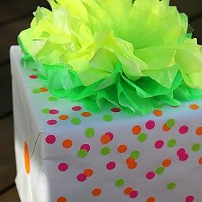 diy-neon-gift-wrap-1
