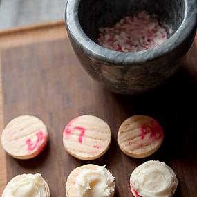 peppermint-macarons-a-step-by-step-tutorial-07