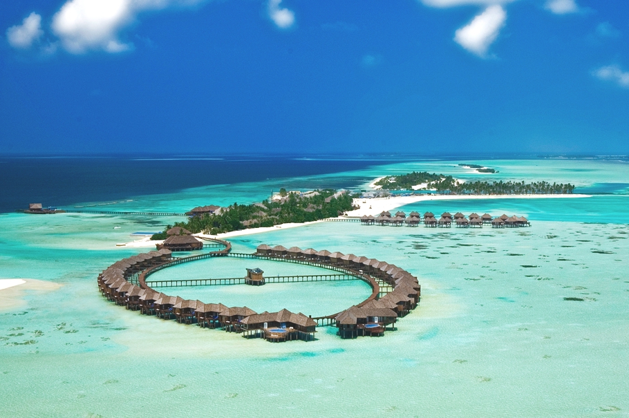 Курорт Olhuveli Beach & Spa Resort на Мальдивах