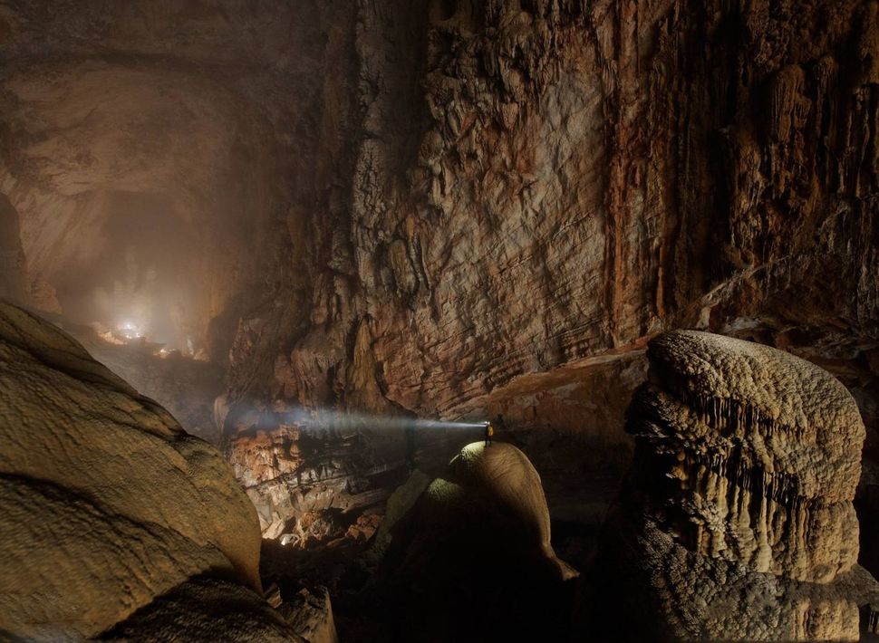 Самая большая в мире пещера расположена во Вьетнаме