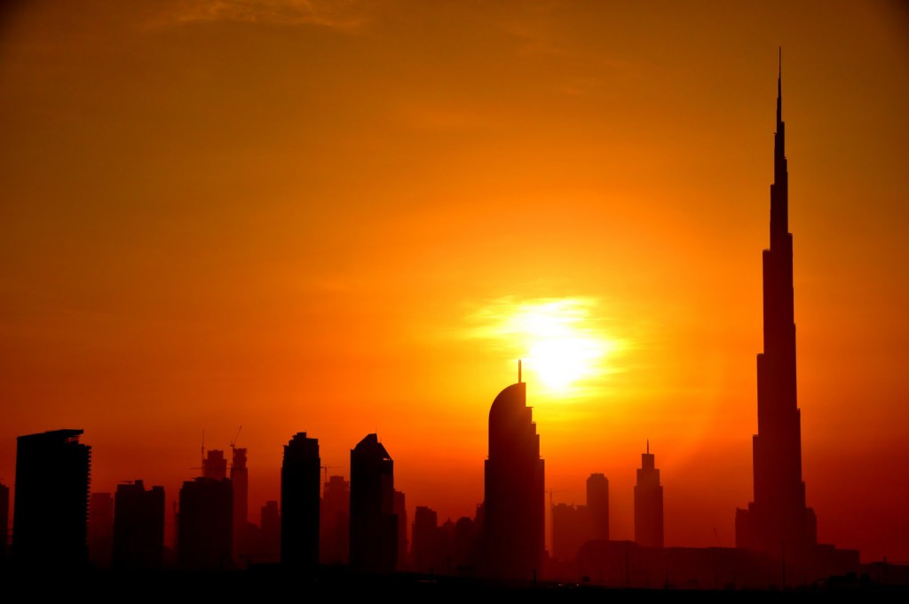 Закат солнца в Дубаи
