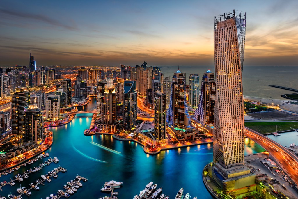 Ночной город Дубай