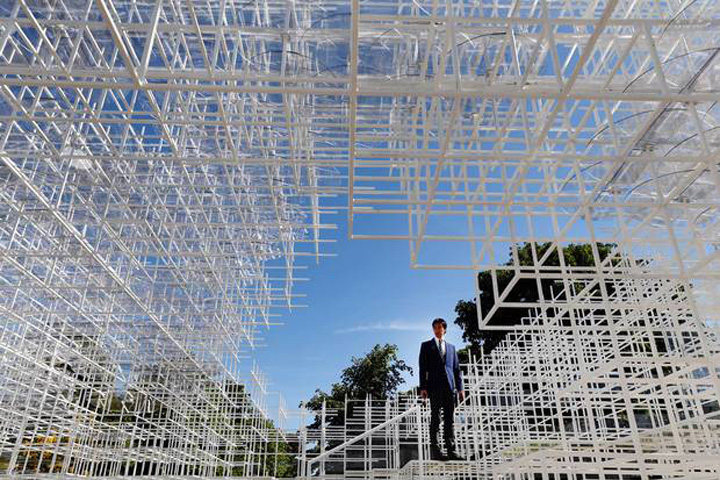 installing the serpentine gallery pavilion-06