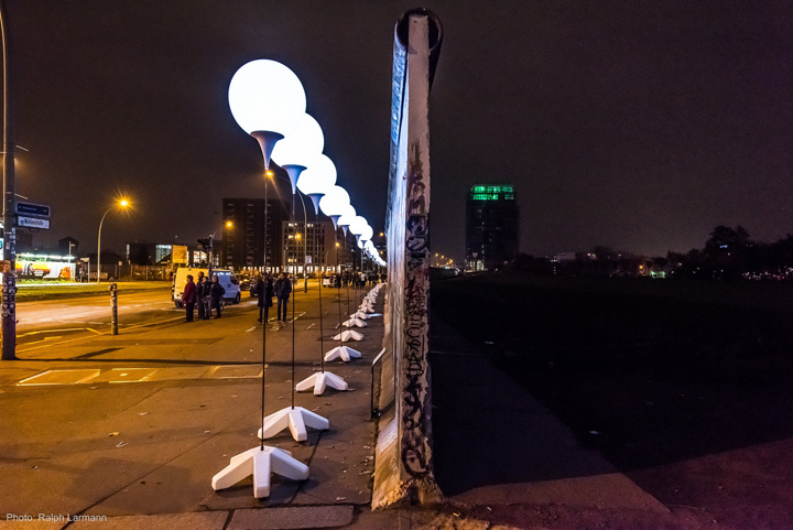 Осветительные установки на окрайне города Берлина