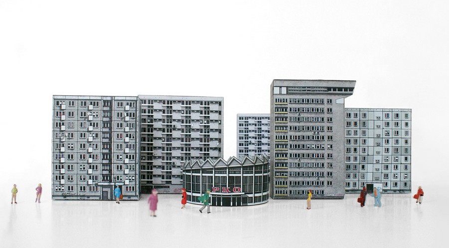 Бумажный макет городского квартала в Варшаве