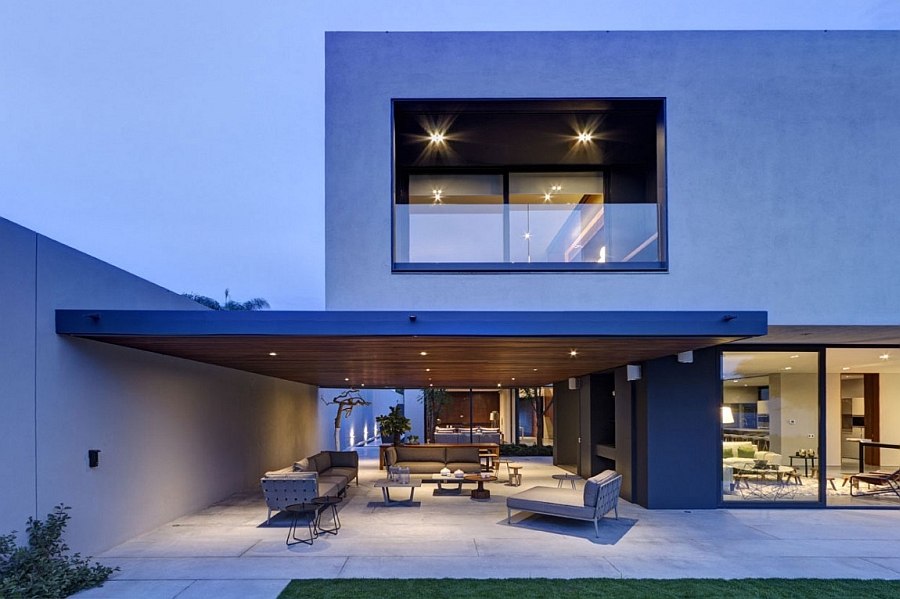 refined mexican residence-11