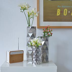 stylish collection of vases-01