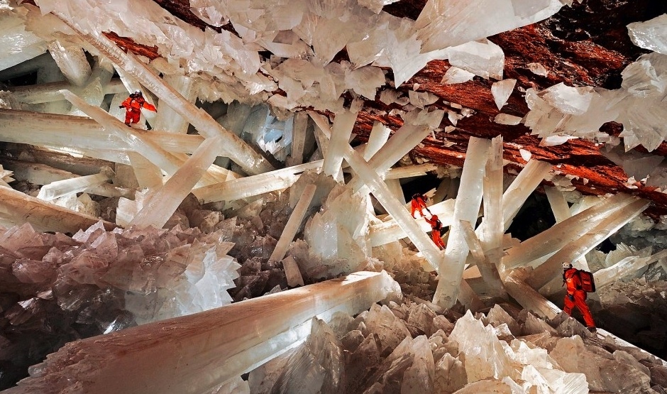Гигантская кристальная пещера