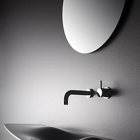 unusual collection of bathroom accessories-03