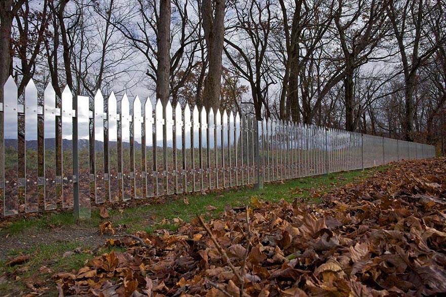 unusual mirror fence-04