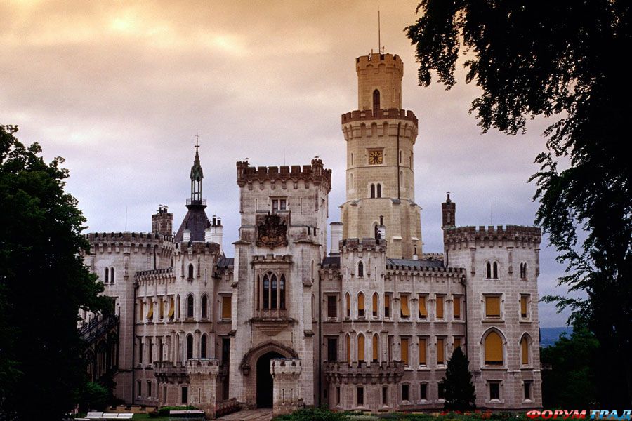 Фасад Hluboka Chateau