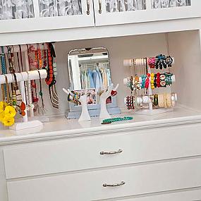 stylish-jewelry-storage-20