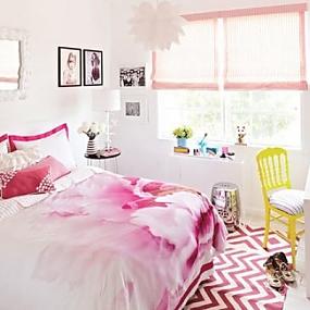 teenage-girls-room-floral