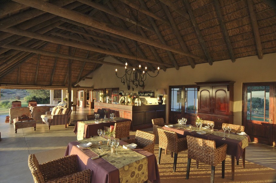 kaai-camp-at-the-luxury-blaauwbosch-private-game-reserve-04