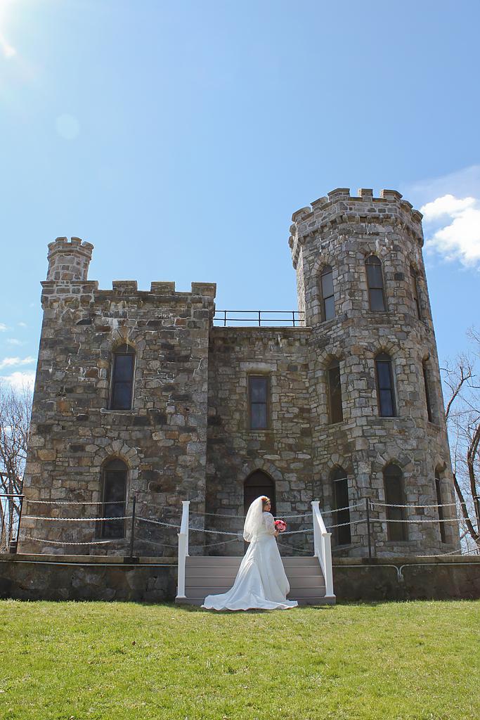 snow-white-inspired-wedding