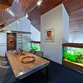 villa-with-aquarium-12