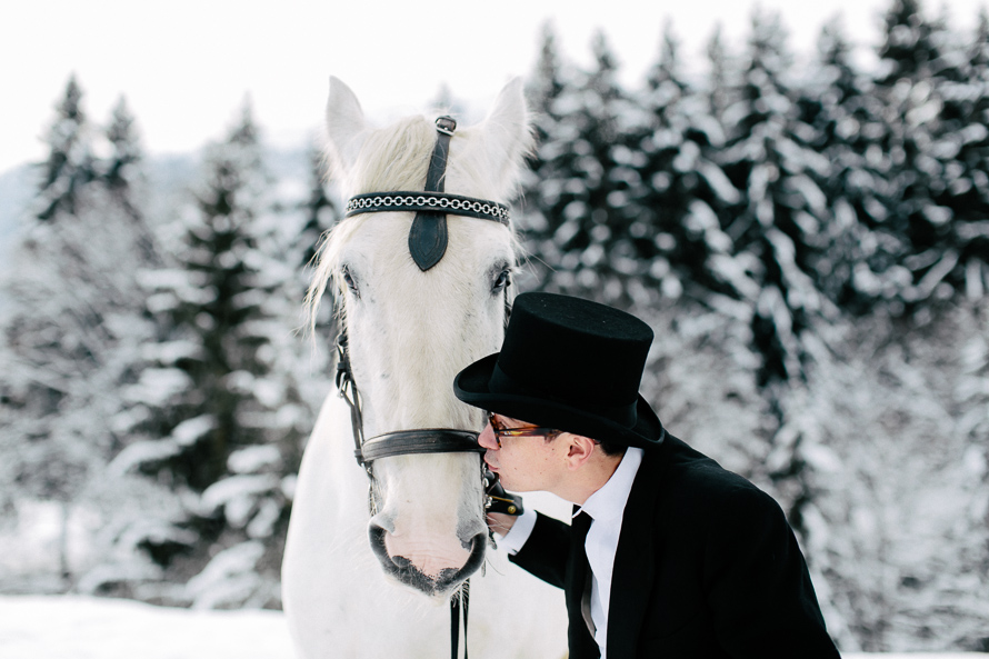 wedding-photo-shoot-in-the-snow-18