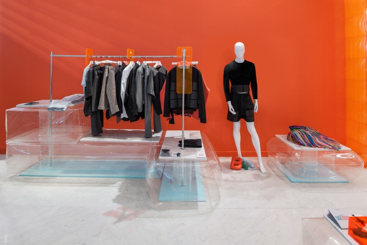 bright-young-things-pop-up-store-and-window-design-by-bonsoir-paris-london-06 bright-young-things-pop-up-store-and-window-design-by-bonsoir-paris-london-06