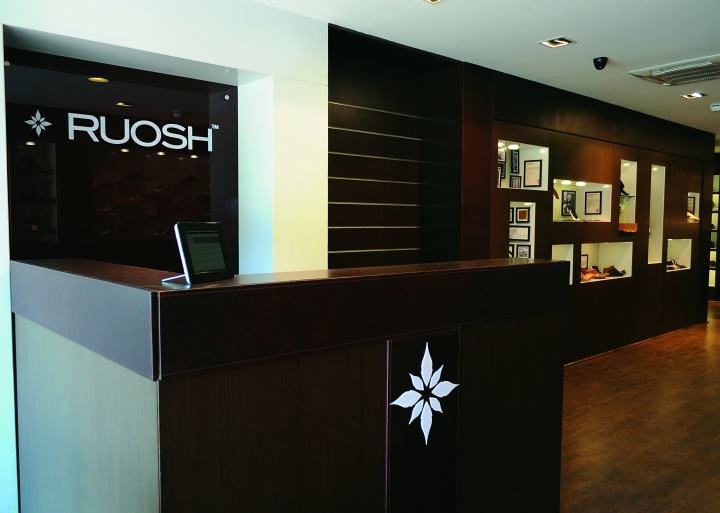 Роскошный дизайн магазина обуви RUOSH Brand Stores