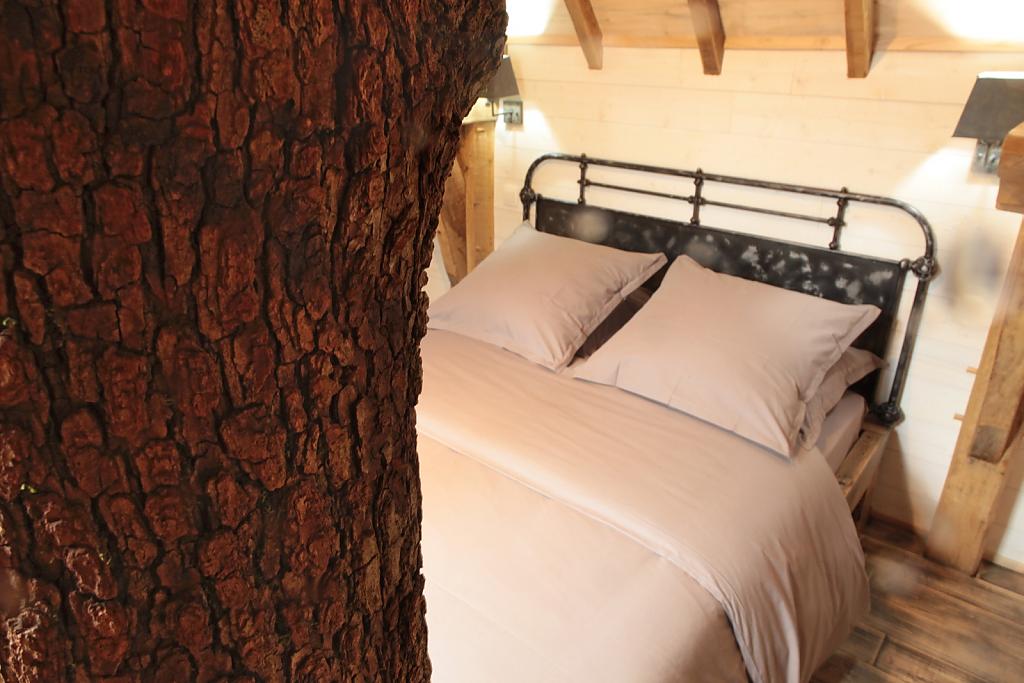 Сказочные замки на деревьях – отель Chateaux dans les arbres, Nojals-et-Clotte, Франция