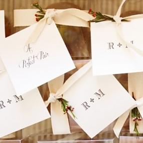 diy-pear-wedding-guests-favors-04