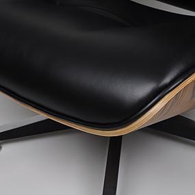 eames-lounge-chair-ottoman-17