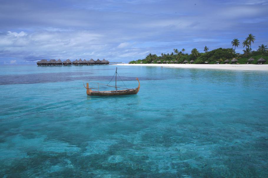coco-palm-dhuni-kolhu-maldives